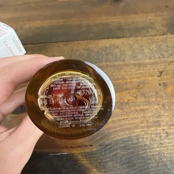 Clarins Double Serum Complete Age Control Concentrate 50ml 1.6 Oz Hydric/Lipidic - Picture 7 of 7